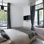 Apartment Saint Germain des Prés by Studio prestige